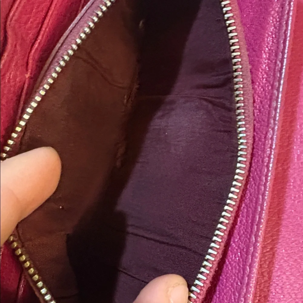 Miu‎ Miu Fuchsia Leather large Wallet 8.5